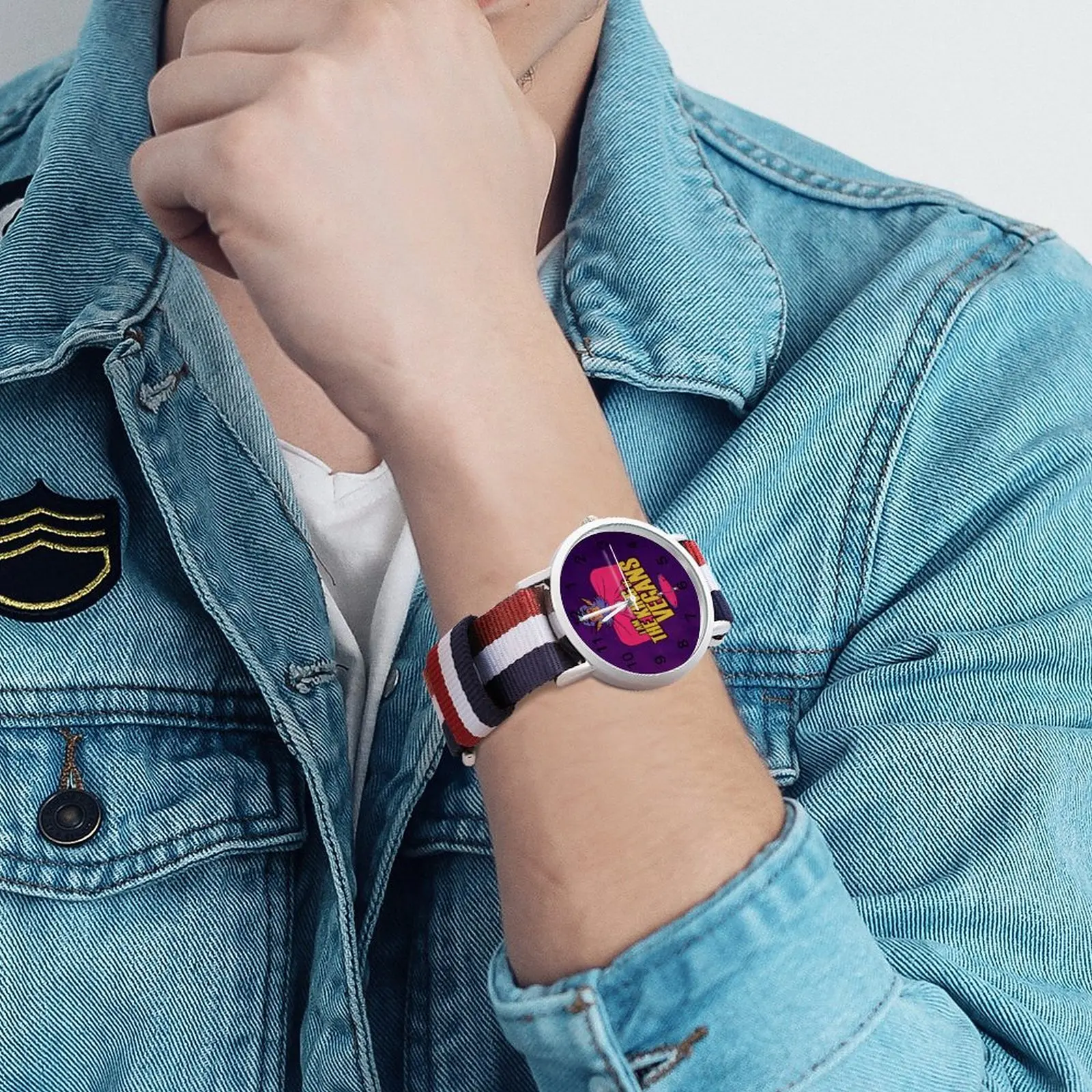 Montre habillée Goldorak, Édition Spéciale Élégance en acier inoxydable – Image 3